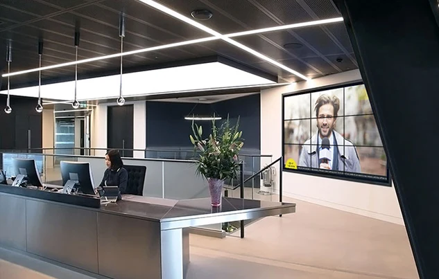 Cumplimiento de normas Crestron